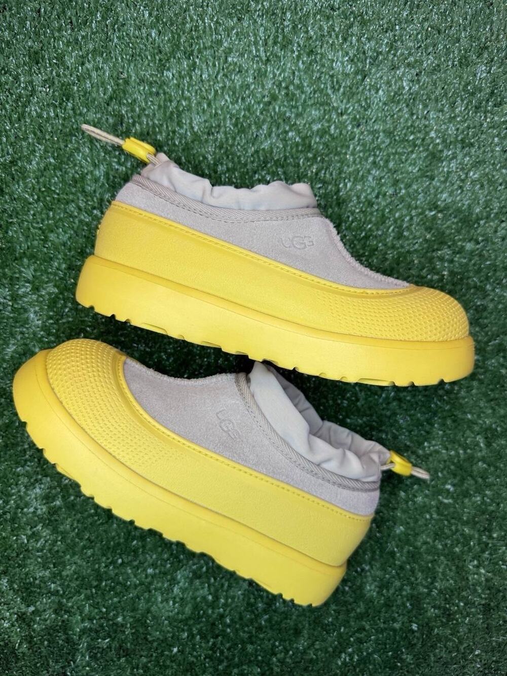 UGG Tasman Weather Hybrid Slipper Kids K13 Mustard NWB 🔥